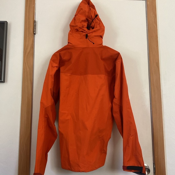 ARC’TERYX Beta AR All Round Gore-Tex Pro Shell Jacket - Picture 5 of 12